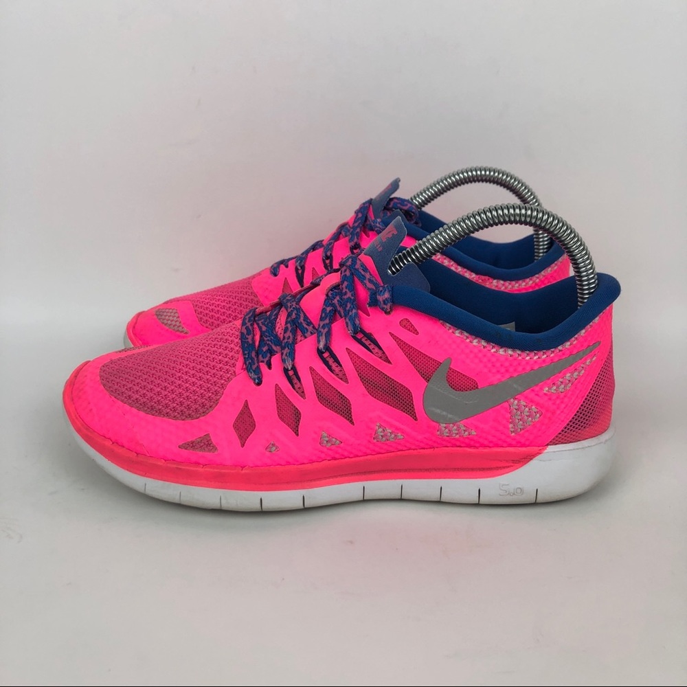 Nike Free 5.0 Hyper Pink Running Shoe Womens Size 7.5 Pink White Athletic Train